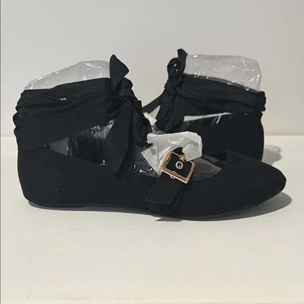 Chic Black Flats with Ankle Tie